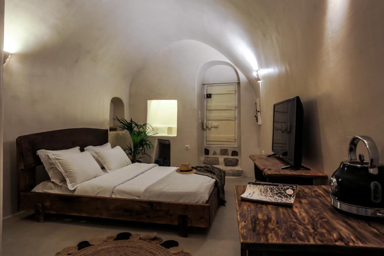 Exi Castle Suites Emporio  Exteriör bild
